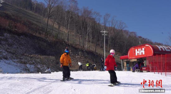 ��ѩ�ۺ����w򞡰�׻�������ʯ���� �z