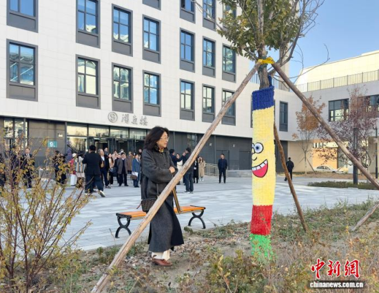 10��23���������L������W���o�䴩�������������� �z