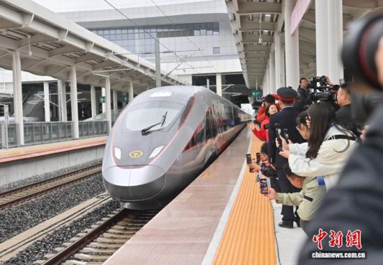 9��28����G8166����܇���L(zh��ng)��ɽվʼ�l(f��)�����K�c(di��n)վ���(y��ng)��վ������ �z