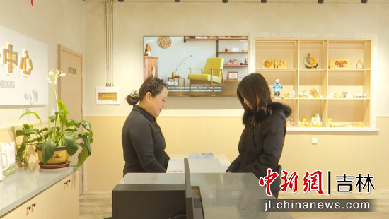 �οͷ���(w��)�������ڽӴ��ο��������hί������/���D