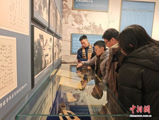 ���L�F(tu��n)���څ��^����ʡ���F(xi��n)��ʷչ���T���� �z