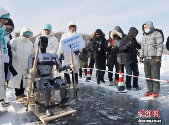 1��10���������L(zh��ng)�����C(j��)�������������ϓ]��(d��ng)ѩ�ȣ��ڱ����ϊ^��������(�Y�ψD) ���� �z